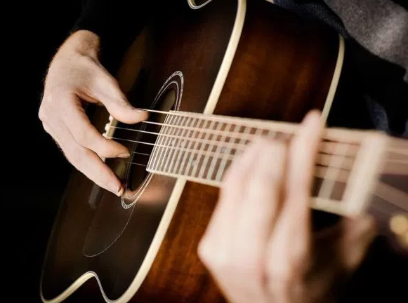 Cara Bermain Petikan Kunci Dasar Gitar
